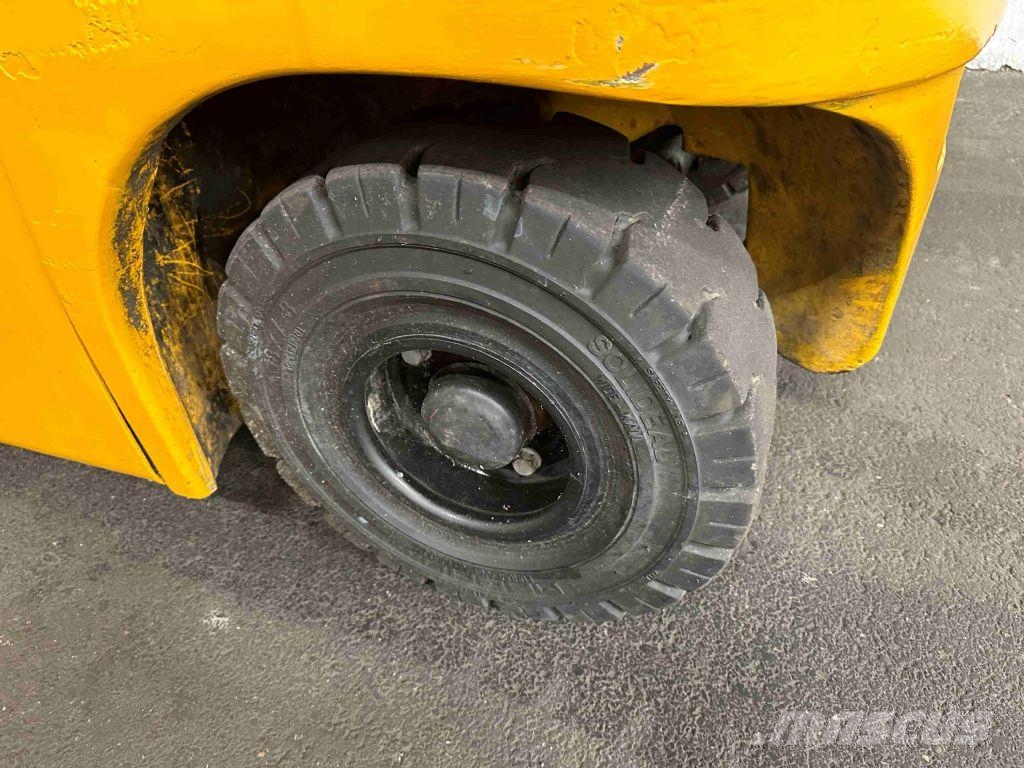 Jungheinrich TFG 316 - TRIPLEX 4,4 m Газові навантажувачі