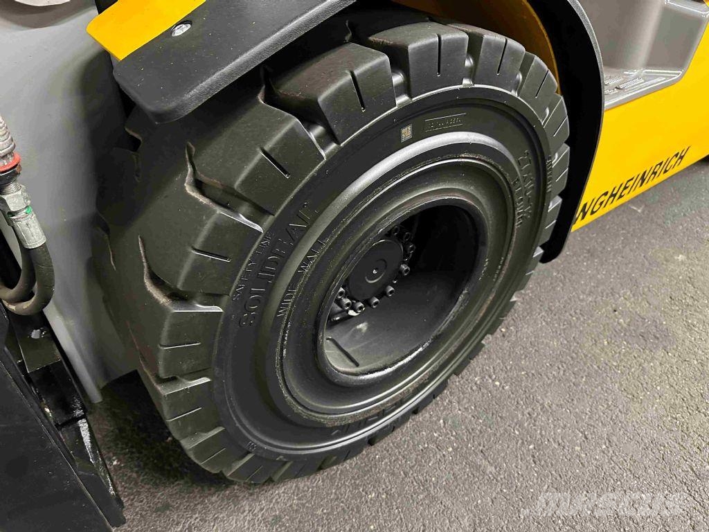 Jungheinrich TFG 430 - TRIPLEX 4,4 m LPG forklifts