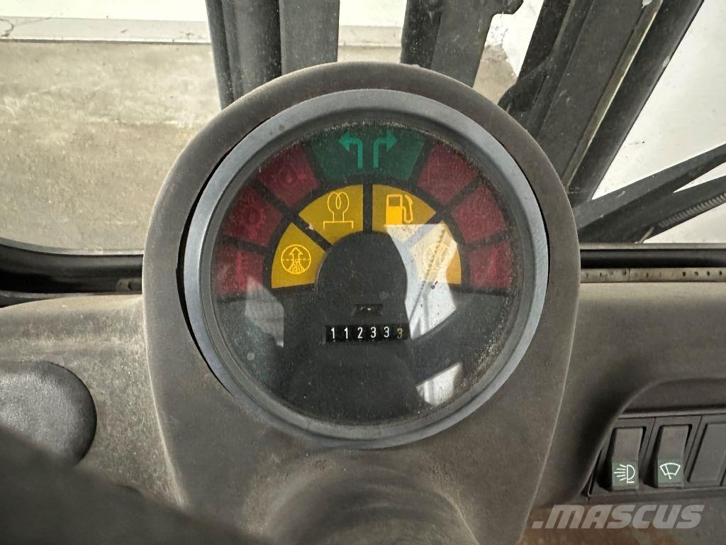 Linde H 20 D-02 - TRIPLEX 5,5 m Diesel forklifts