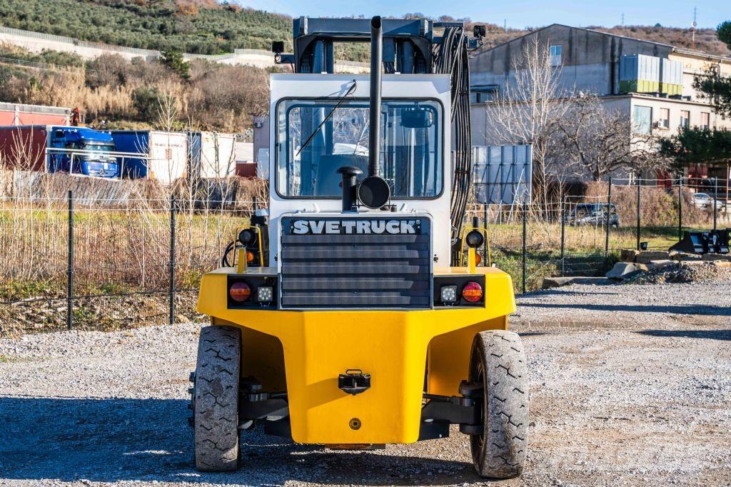 Svetruck 860/26 - TRIPLEX 5,5 m Dieselmotviktstruckar