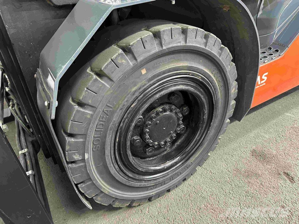 Toyota 40-8FD50N - TRIPLEX 5,5 m Dizel forkliftler