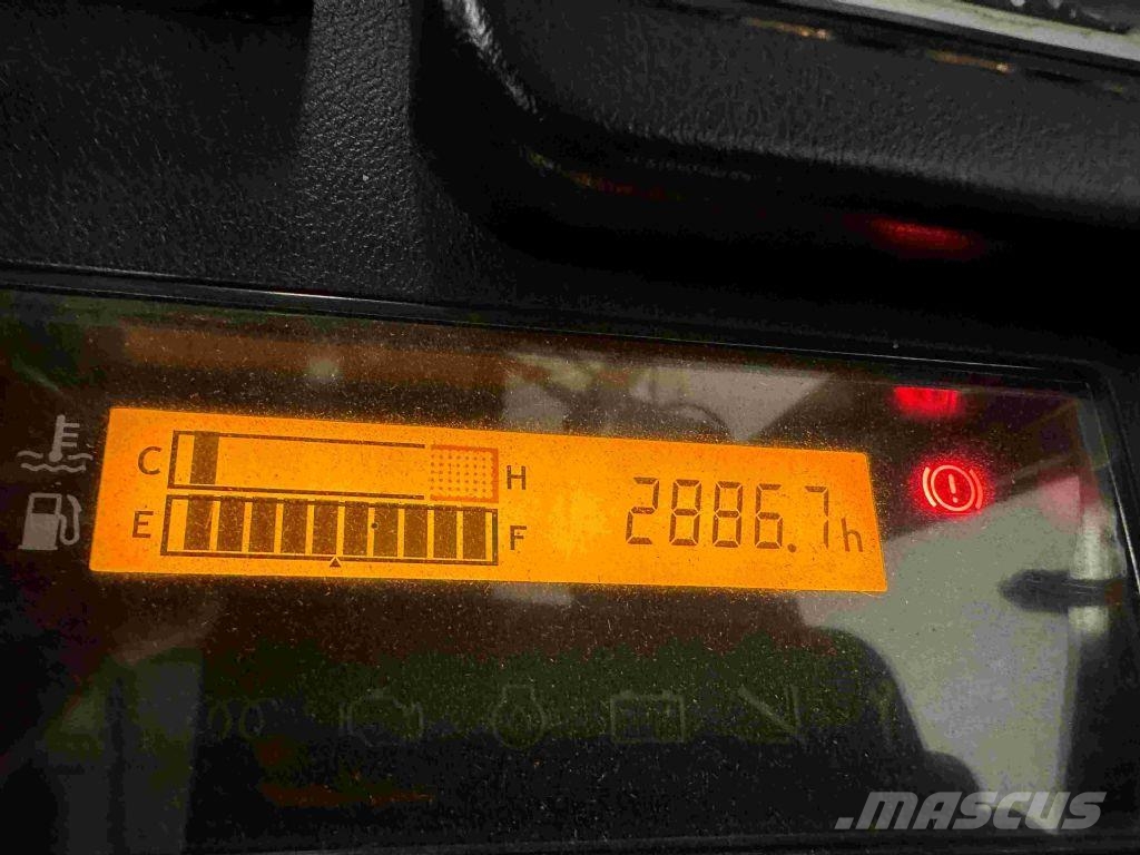Toyota 40-8FD50N - TRIPLEX 5,5 m Dizel forkliftler