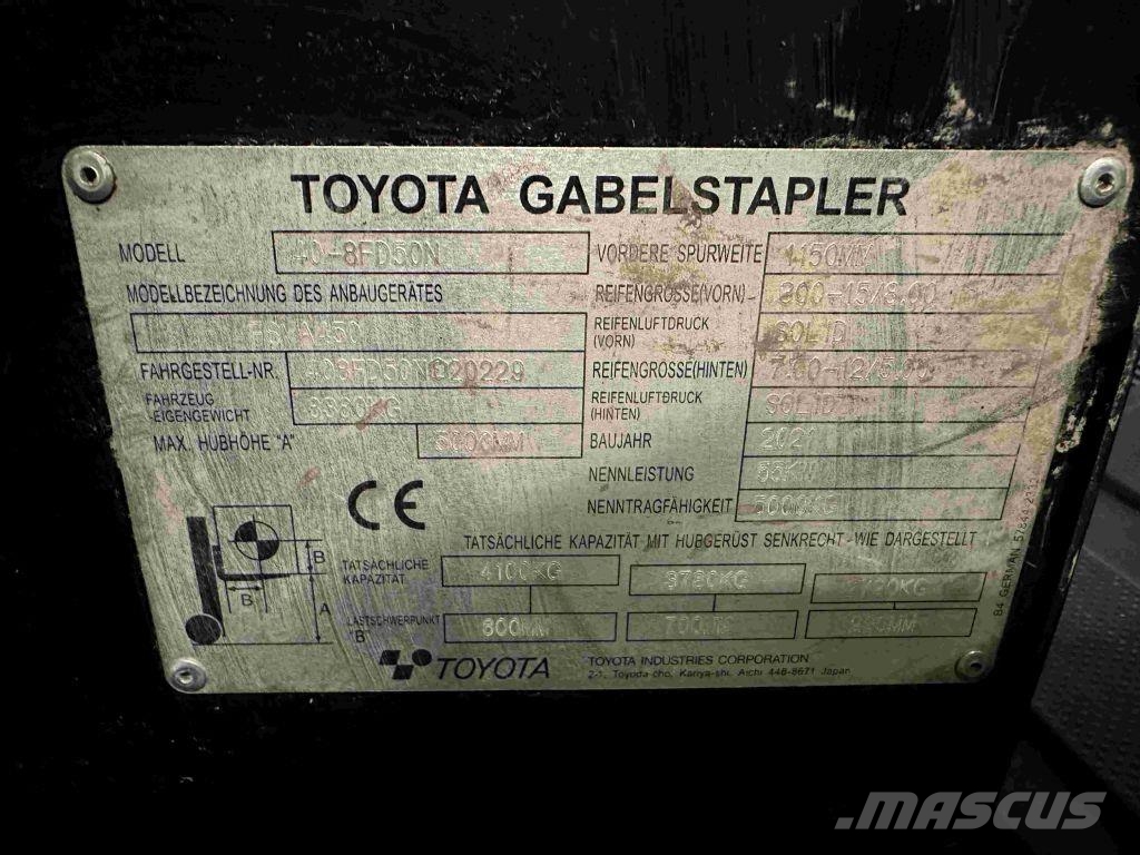 Toyota 40-8FD50N - TRIPLEX 5 m شاحنات الديزل