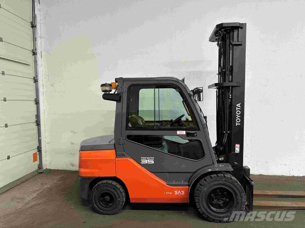 Toyota 52-8FDJF35 - TRIPLEX - NEUWERTIG شاحنات الديزل