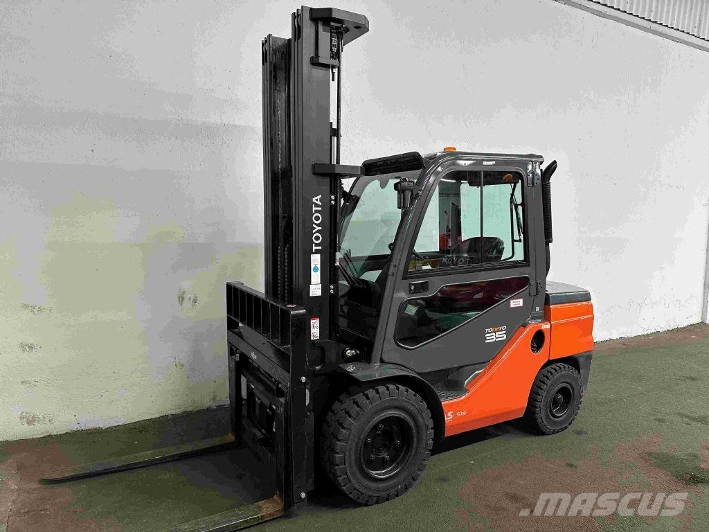 Toyota 52-8FDJF35 - TRIPLEX - NEUWERTIG !!! شاحنات الديزل