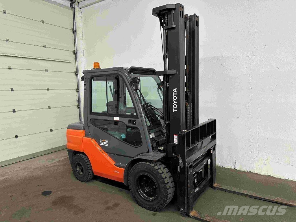 Toyota 52-8FDJF35 - TRIPLEX - NEUWERTIG !!! شاحنات الديزل
