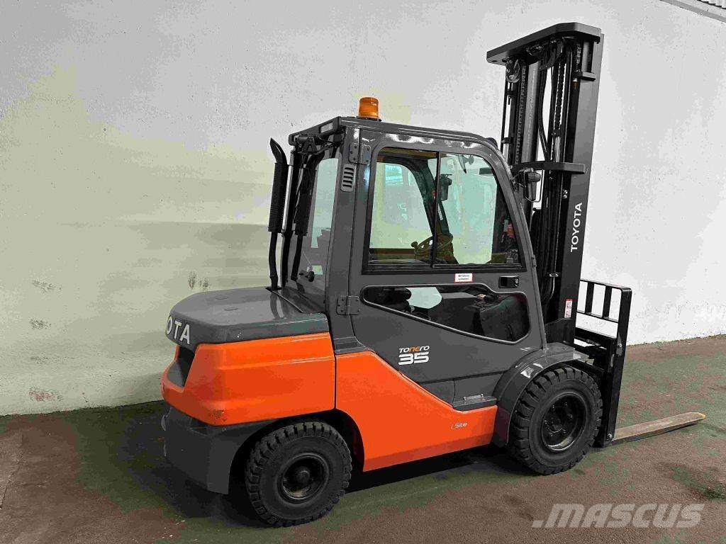 Toyota 52-8FDJF35 - TRIPLEX - NEUWERTIG !!! شاحنات الديزل