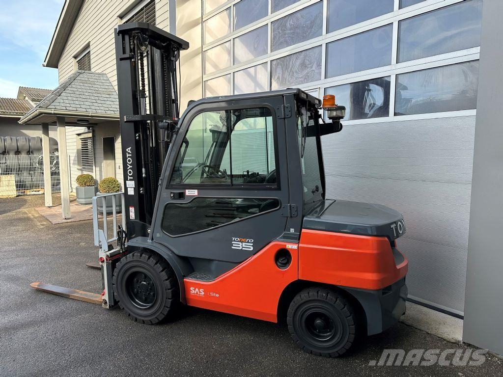 Toyota 52-8FDJF35 - TRIPLEX - NEUWERTIG شاحنات الديزل