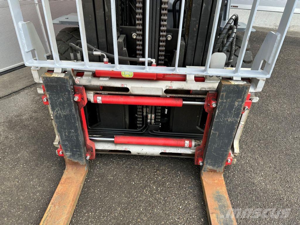 Toyota 52-8FDJF35 - TRIPLEX - NEUWERTIG شاحنات الديزل