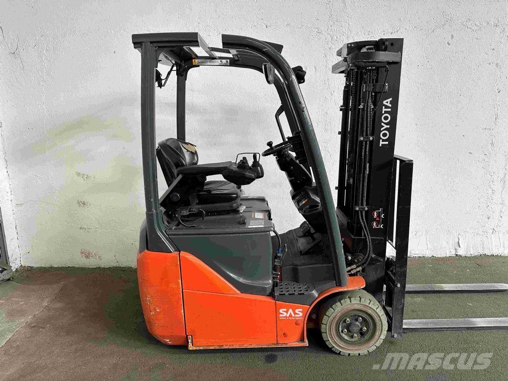Toyota 8FBE15T - TRIPLEX 4,3 m Wózki elektryczne