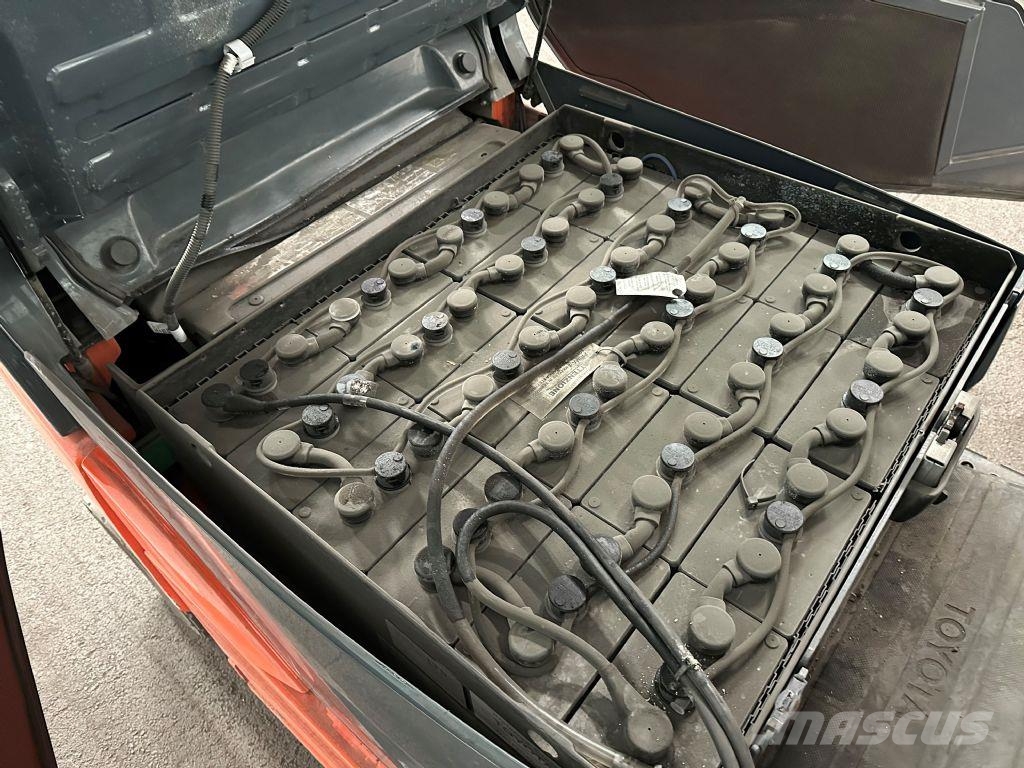 Toyota 8FBM16T - FREIHUB-MAST !!! Akumulátorové vozíky