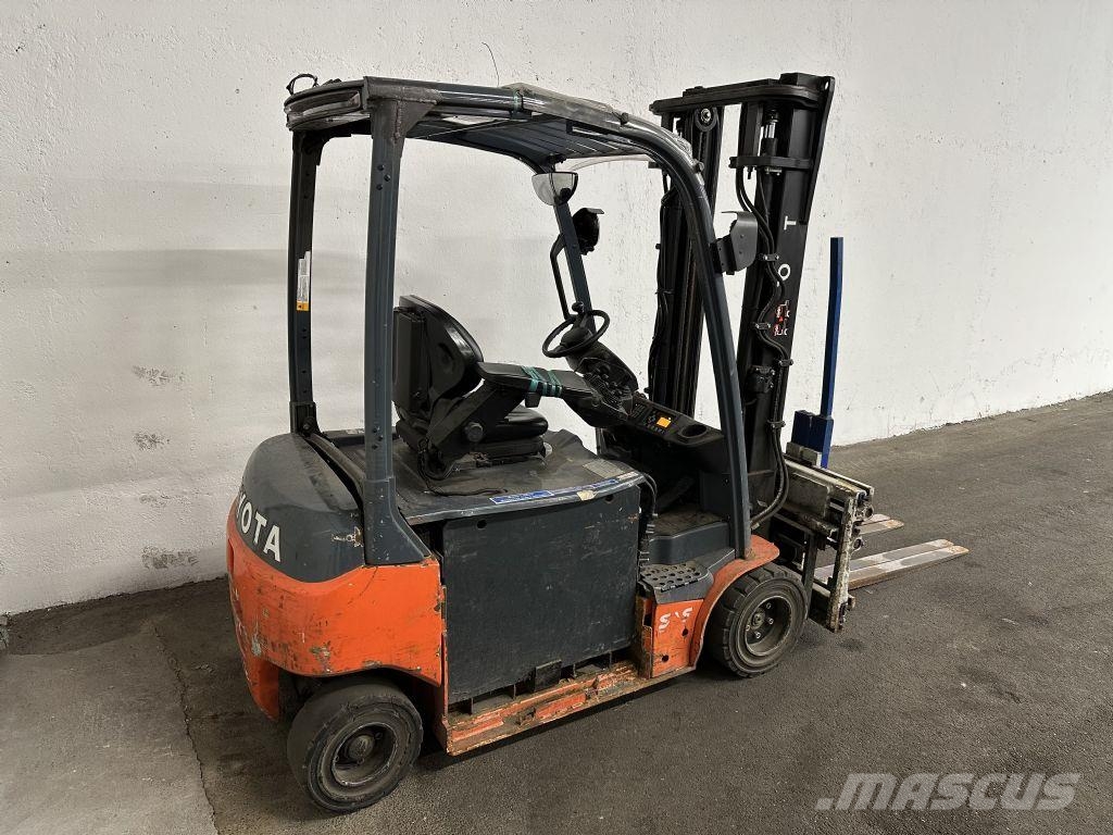 Toyota 8FBM20T - SEITENSCHIEBER - KLAMMER Elektrische heftrucks
