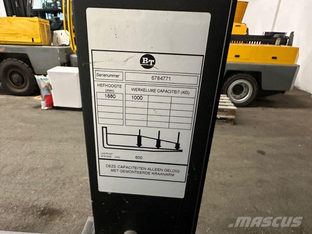 Toyota OSE 100 - 1401 Stunden !!!! Medium lift order picker