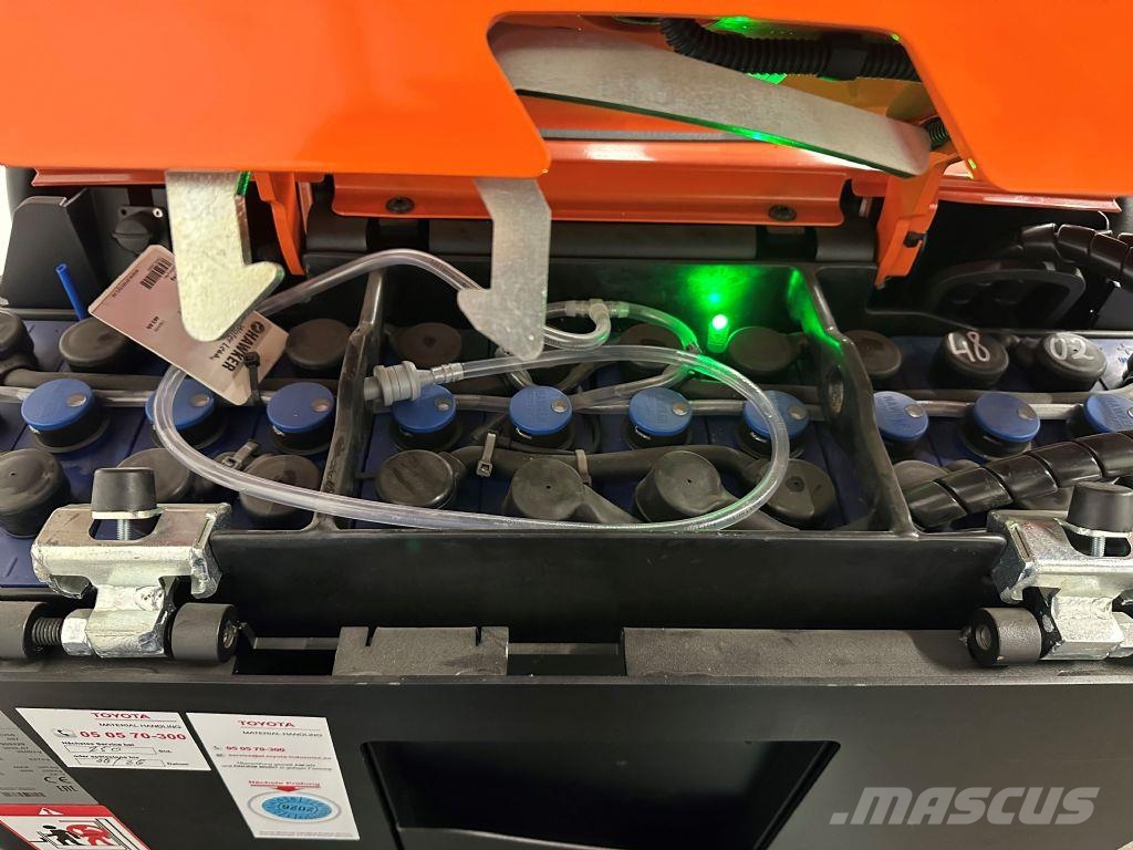 Toyota OSE 250 - 18 Stunden !!!! Niskopodizni komisioni viličar