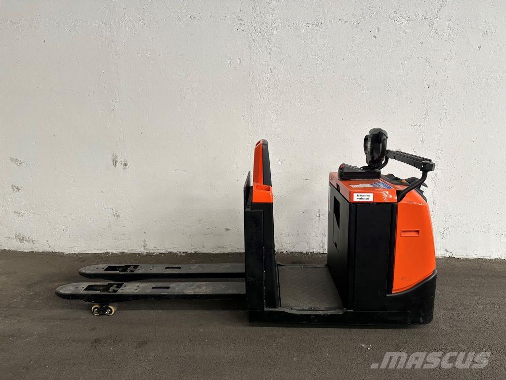 Toyota OSE 250 - 266 Stunden !!!! Niskopodizni komisioni viličar