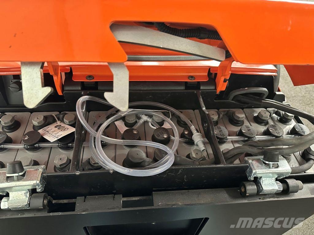 Toyota OSE 250 - 266 Stunden !!!! Niskopodizni komisioni viličar