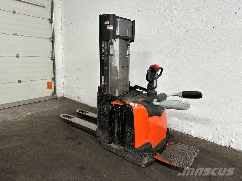 Toyota SPE 120 L - TRIPLEX 3,9 m Empilhador para operador externo