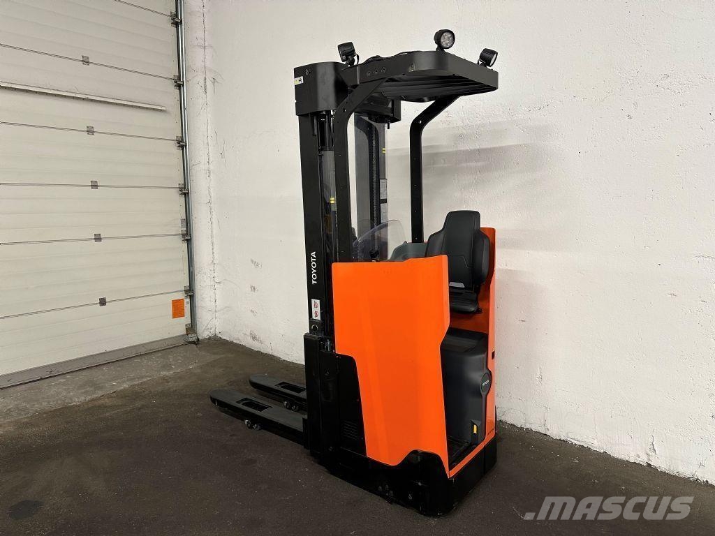 Toyota SSI160LN - TRIPLEX 5,4 m Platvormiga virnastajad