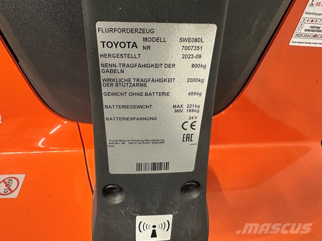Toyota SWE 080 L - nur 6 Stunden !!! ウォーキンフォークリフト