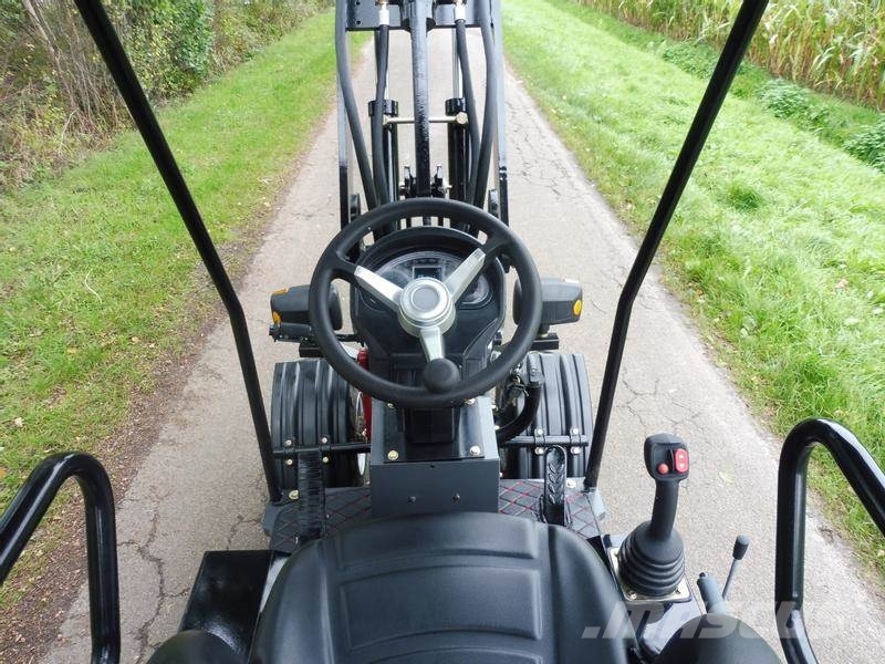 AGS Hofknecht HL 800 ( Hoflader ) mit Perkins Motor Liukuohjatut kuormaajat