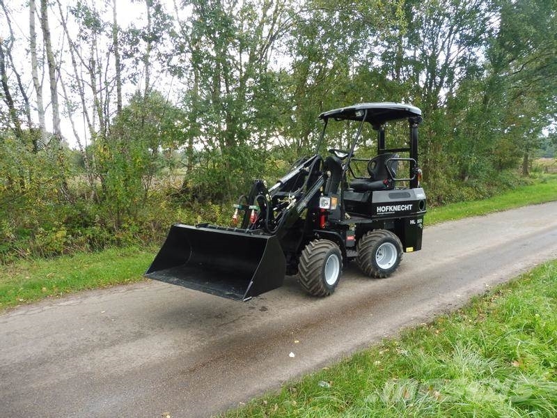 AGS Hofknecht HL 800 ( Hoflader ) mit Perkins Motor Liukuohjatut kuormaajat