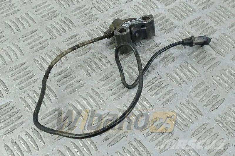Bosch 0261210113 Speed sensor / Drehzahlsensor / Czujnik Motorji