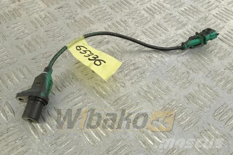 Bosch 0281002411 Speed sensor / Drehzahlsensor / Czujnik Engines