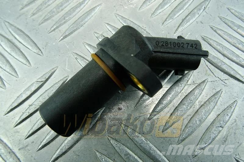 Bosch 0281002742 Speed sensor / Drehzahlsensor / Czujnik Mootorid