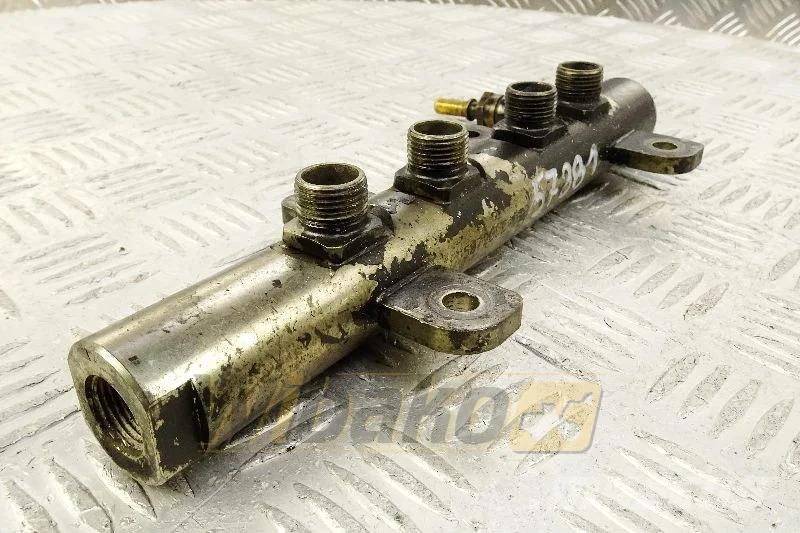 Bosch 0445224025 Common rail / Kraftstoffverteilerrohr / Engines
