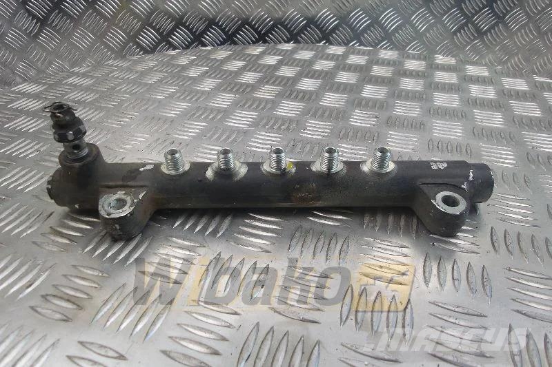 Bosch 0445224037 Common rail / Kraftstoffverteilerrohr / Engines