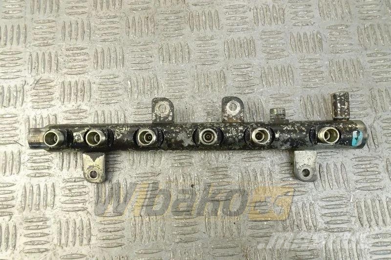 Bosch 0445226044 Common rail / Kraftstoffverteilerrohr / Engines