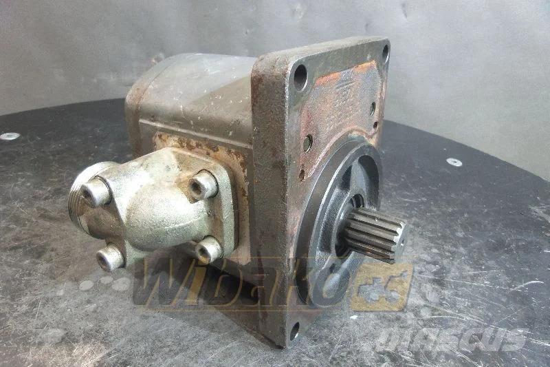 Bosch 0510725323 Hydraulic pump / Hydraulikpumpe / Pompa Hidraulice