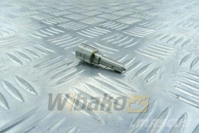 Bosch DLLA145P439 0433171317 Injector nozzle / Einspritz Motoren