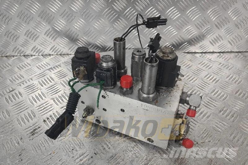 CASE 198998A4 E-3 C-2 Valve set / Ventilsatz / Zestaw z Гідравліка