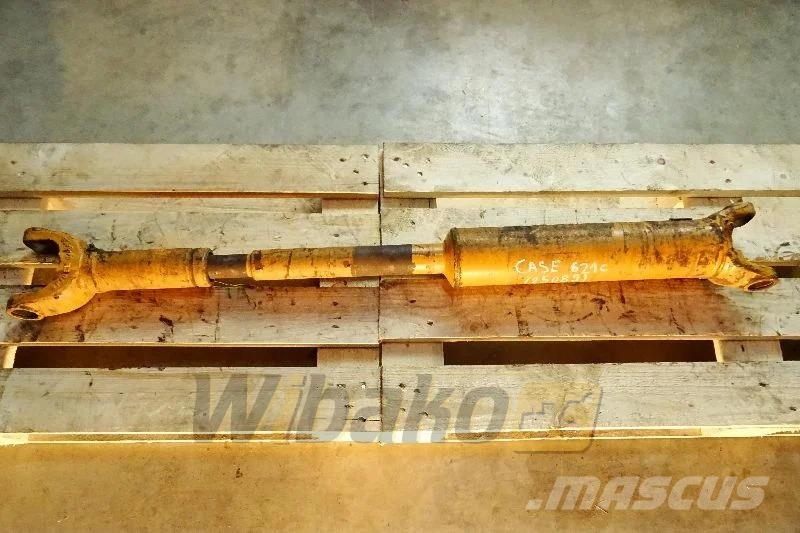 CASE 621C Cardan drive shaft / Gelenkwelle / Wał pędny Оси