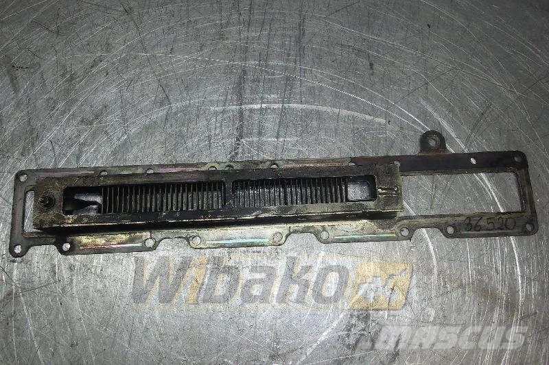 CASE 6T-830 3932087 Inlet manifold heater / Ansaugkrümm 엔진
