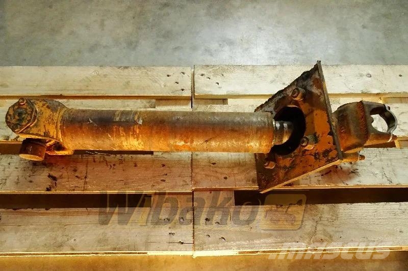 CASE Cardan drive shaft / Gelenkwelle / Wał pędny karda Άξονες