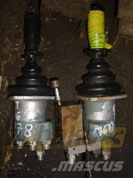 CAT 206 6U5213/5M Joystick / Joystick / Dżojstik Hidrolik