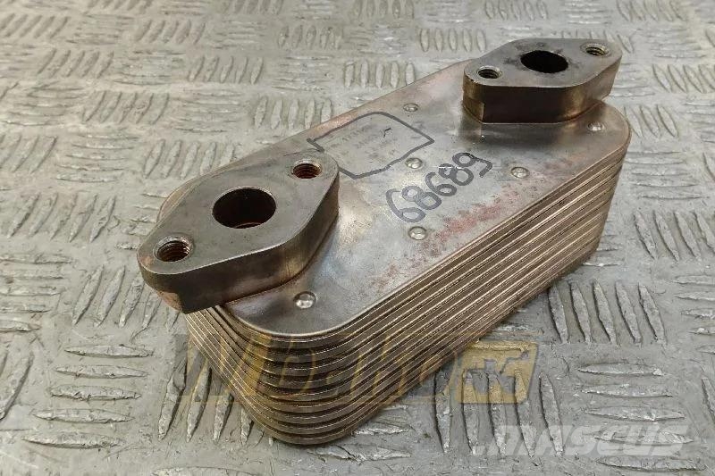 CAT 225-6817 Oil cooler / Ölkühler / Chłodniczka oleju Motory