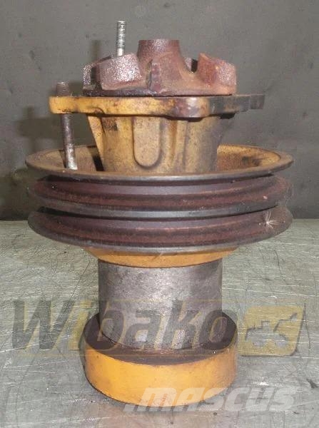 CAT 3064 01800 Water pump / Wasserpumpe / Pompa wody Motoren