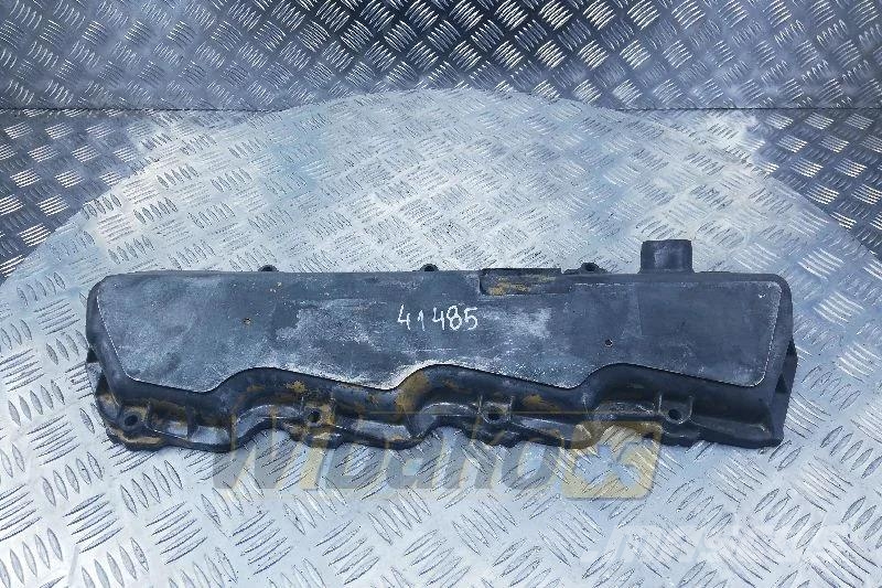 CAT 3208 9L7430 Cylinder head cover / Zylinderkopfhaub Moteur