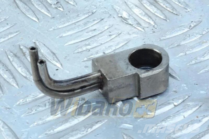 CAT C10 7E-4043 Piston lubrication nozzle / Kolbenschm Motoren