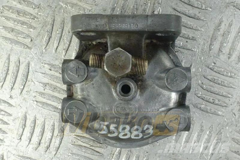 CAV 5836B130 Fuel filter bracket / Podstawa filtra Mootorid