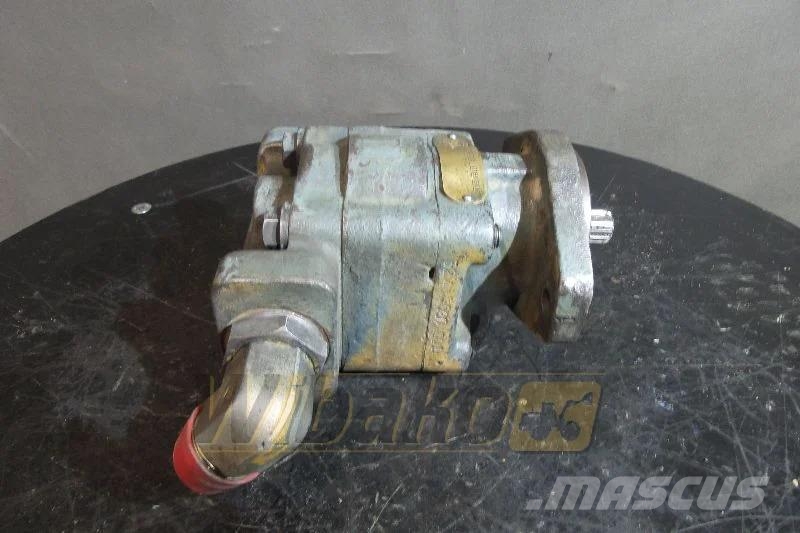 Commercial 223249111645006 5/08598 Gear pump / Zahnpumpe / Po Hydraulik