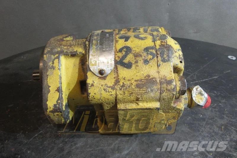 Commercial 8367-3067 3109110009 Hydraulic pump / Hydraulikpum Hydraulics