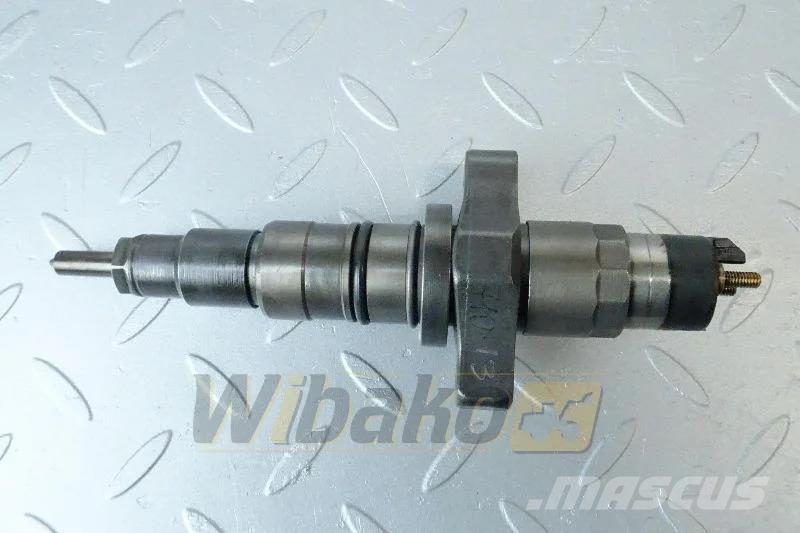 Cummins 2830956 Injector / Injektor / Wtryskiwacz Engines