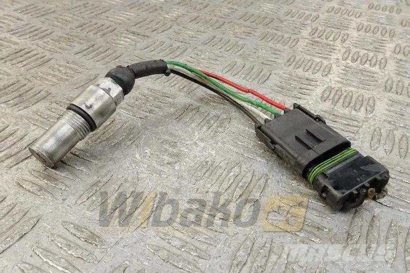 Cummins 3078150 Speed sensor / Drehzahlsensor / Czujnik ob Dzinēji