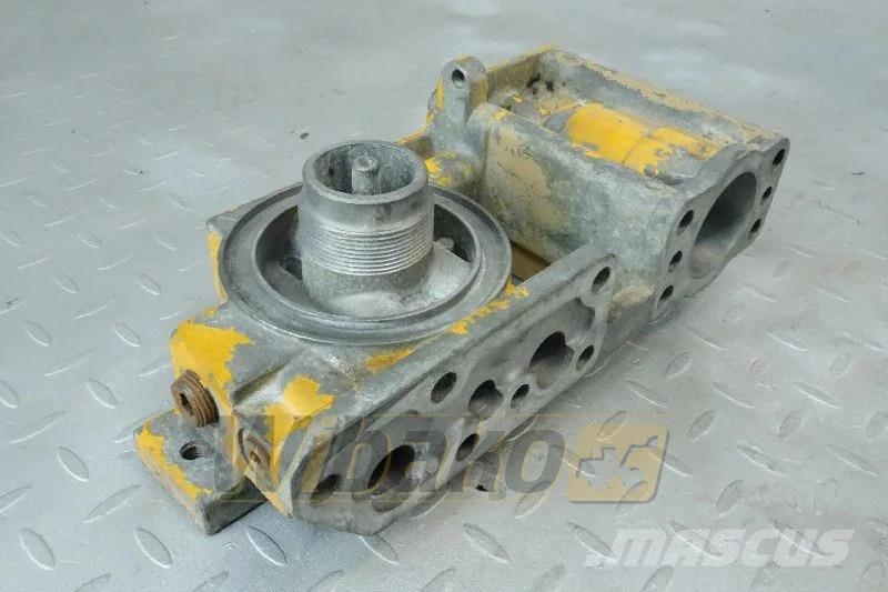 Cummins 3820332 Oil filter bracket / Ölfilter (Grundlage) 发动机