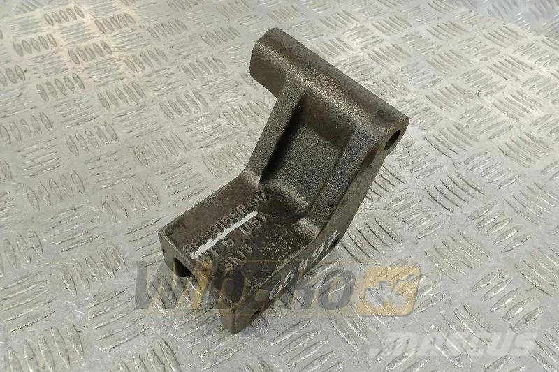 Cummins 3883158 Alternator bracket / Lichtmaschinenhalter  Motoren