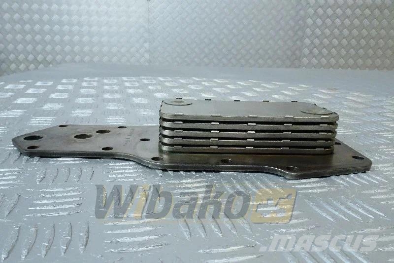 Cummins 3957543 Oil cooler / Ölkühler / Chłodniczka oleju Motorer